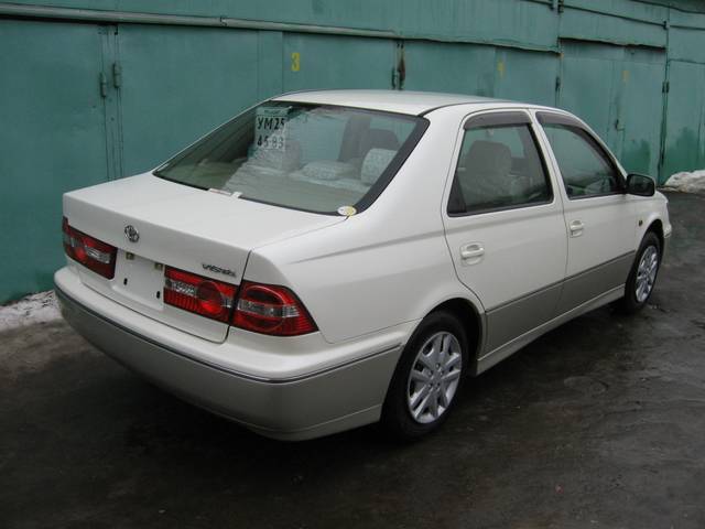 1999 Toyota Vista