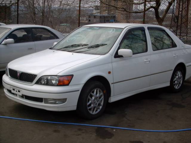 1999 Toyota Vista