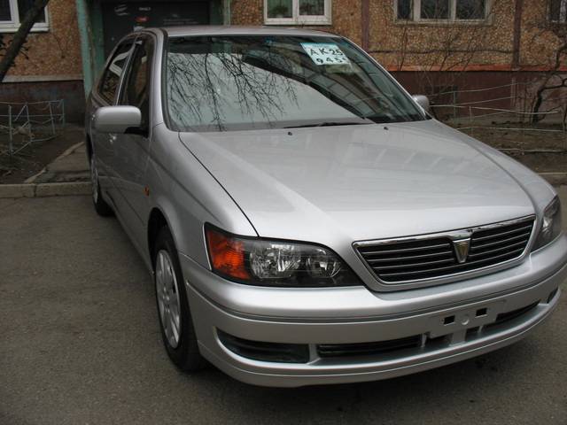 1999 Toyota Vista