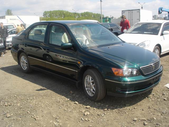 1999 Toyota Vista
