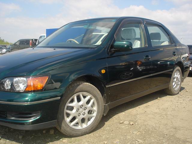 1999 Toyota Vista