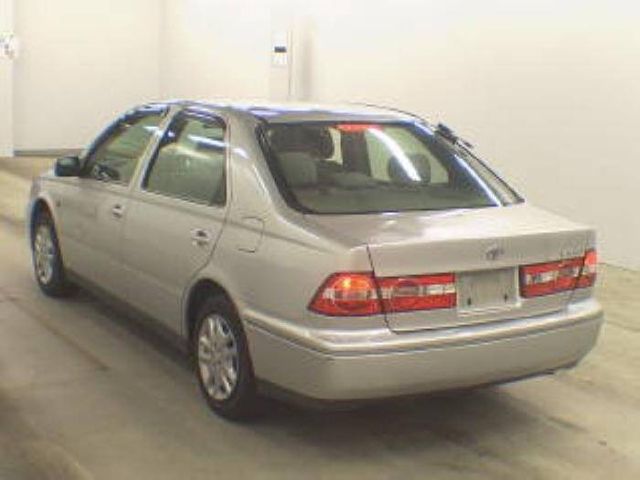1999 Toyota Vista