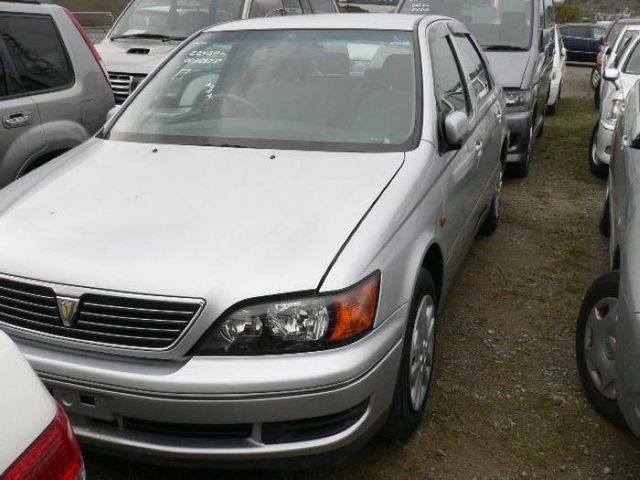 1999 Toyota Vista