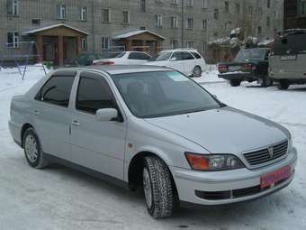1999 Toyota Vista