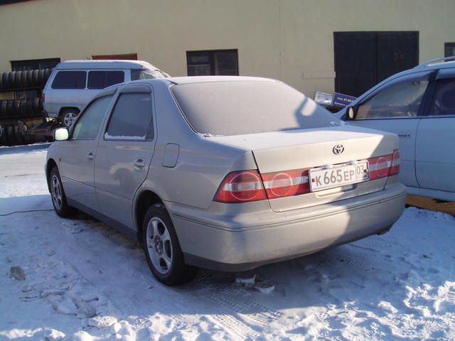 1999 Toyota Vista