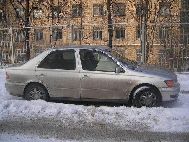 1999 Toyota Vista