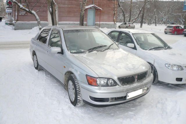 1999 Toyota Vista