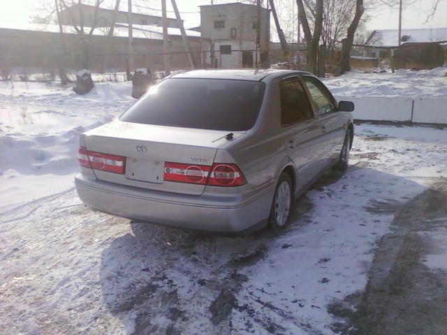1999 Toyota Vista