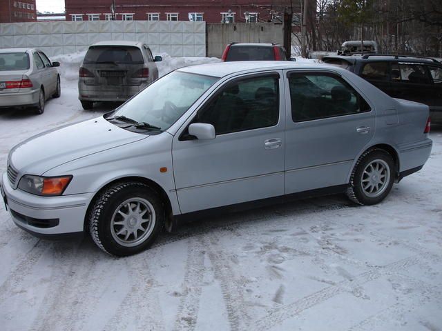 1999 Toyota Vista