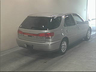 1999 Toyota Vista Pictures