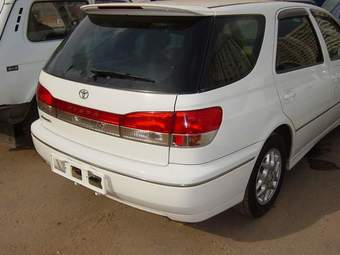 1999 Toyota Vista Pictures
