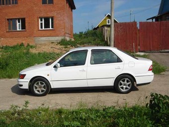 1999 Toyota Vista Pictures