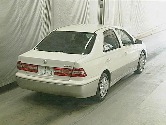 1999 Toyota Vista Photos