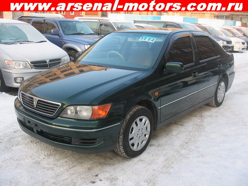 1999 Toyota Vista Photos