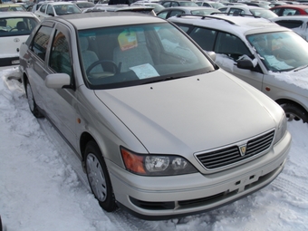 1999 Toyota Vista