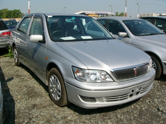 2000 Toyota Vista