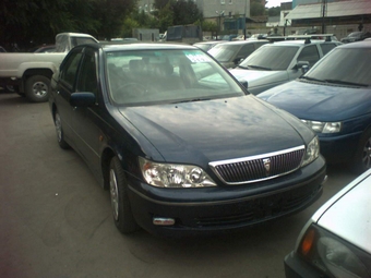 2000 Toyota Vista