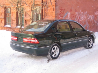 2000 Toyota Vista