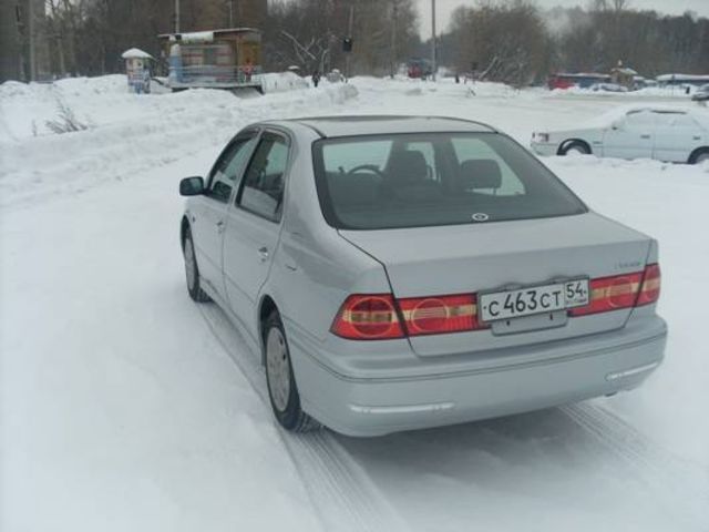 2000 Toyota Vista