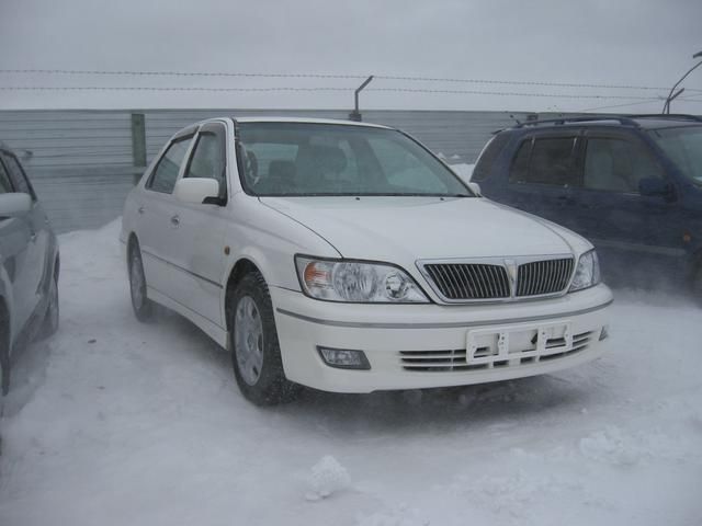 2000 Toyota Vista