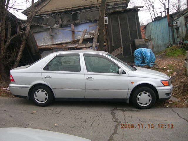 2000 Toyota Vista