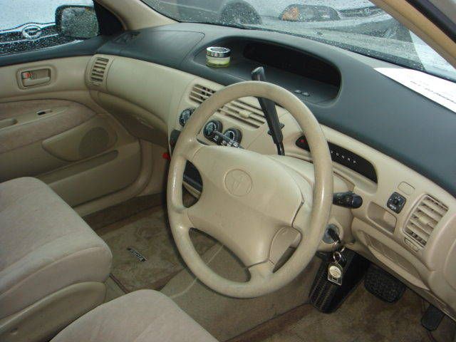 2000 Toyota Vista