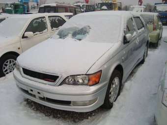 2000 Toyota Vista