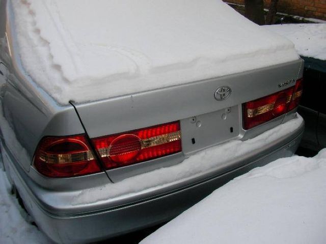 2000 Toyota Vista