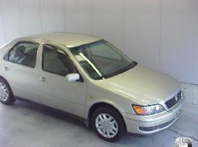 2000 Toyota Vista Pictures