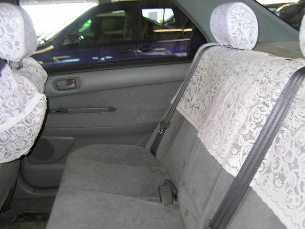 2000 Toyota Vista Pictures