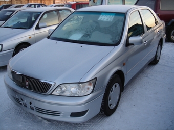 2000 Toyota Vista