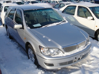 2000 Toyota Vista