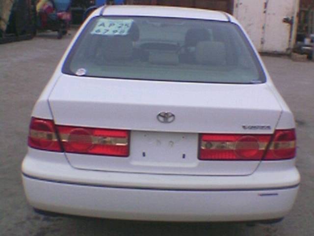 2001 Toyota Vista