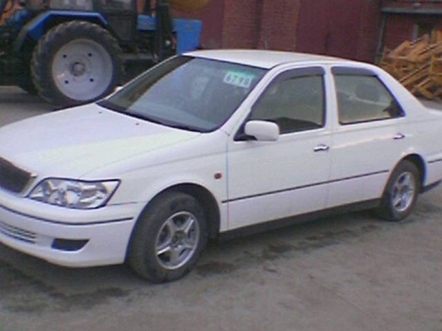 2001 Toyota Vista