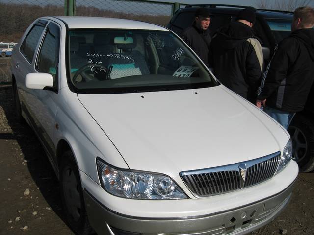 2001 Toyota Vista