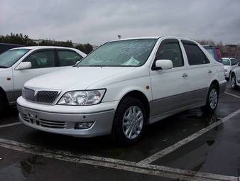 2001 Toyota Vista