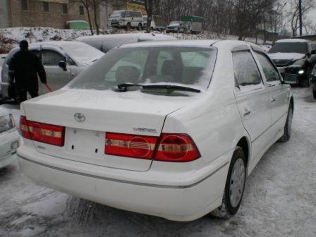 2001 Toyota Vista