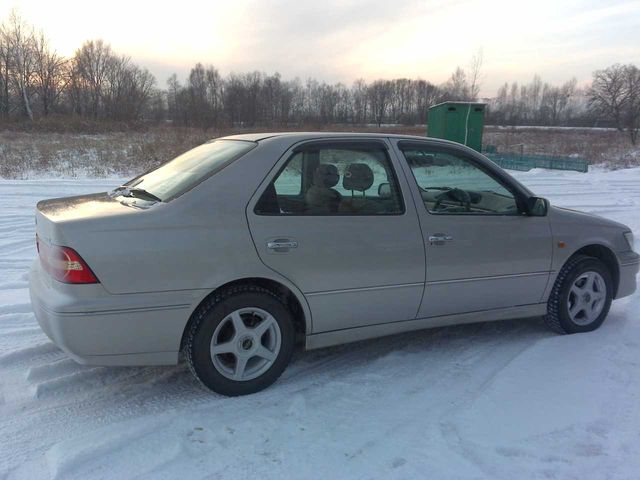 2001 Toyota Vista