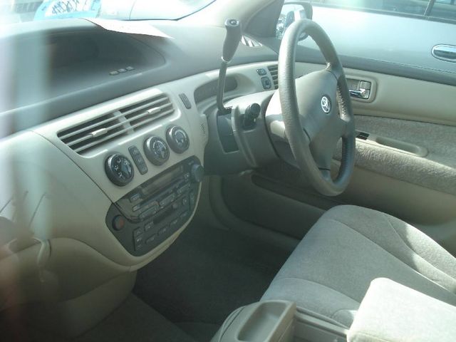 2001 Toyota Vista