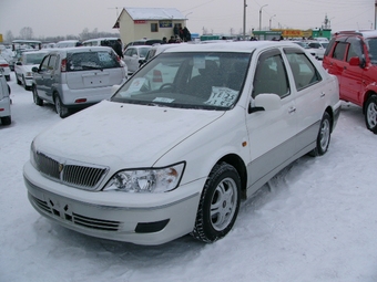 2001 Toyota Vista