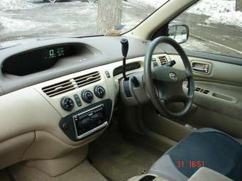 2001 Toyota Vista Pictures