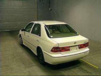 2001 Toyota Vista Photos