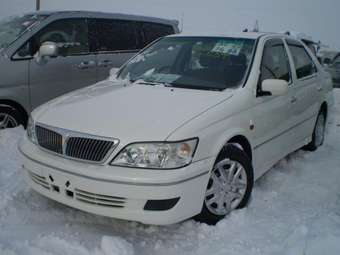 2001 Toyota Vista Pictures