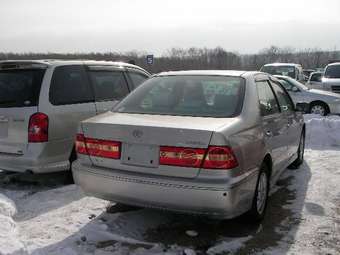 2001 Toyota Vista Photos