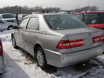2001 Toyota Vista Photos