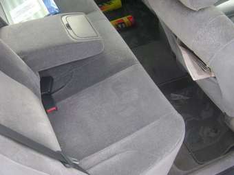 2001 Toyota Vista Pictures