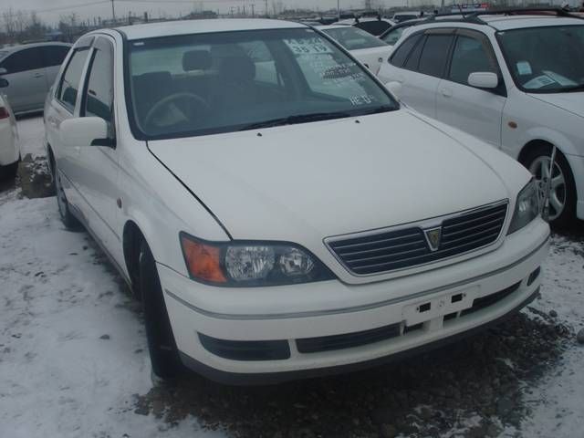 2002 Toyota Vista
