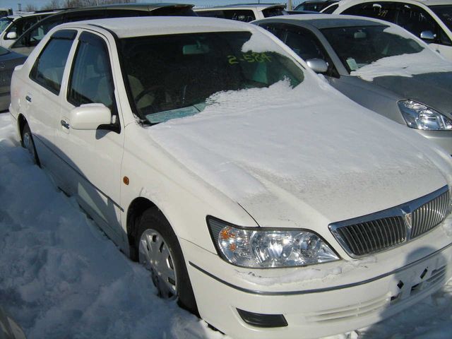 2002 Toyota Vista