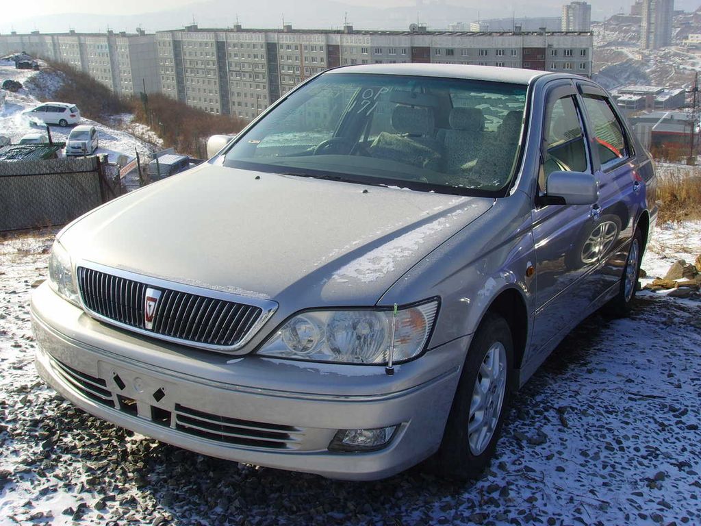 2002 Toyota Vista