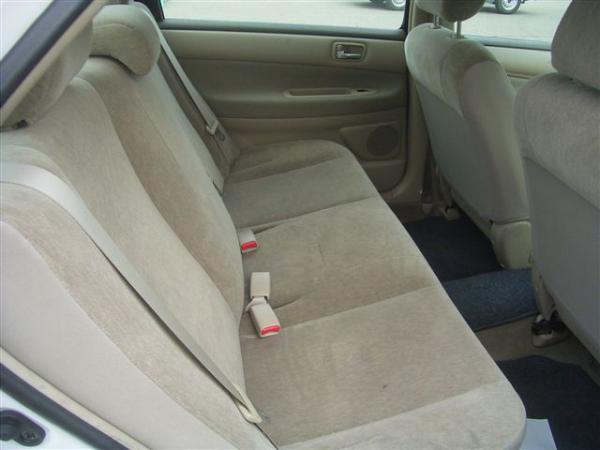 2002 Toyota Vista Photos